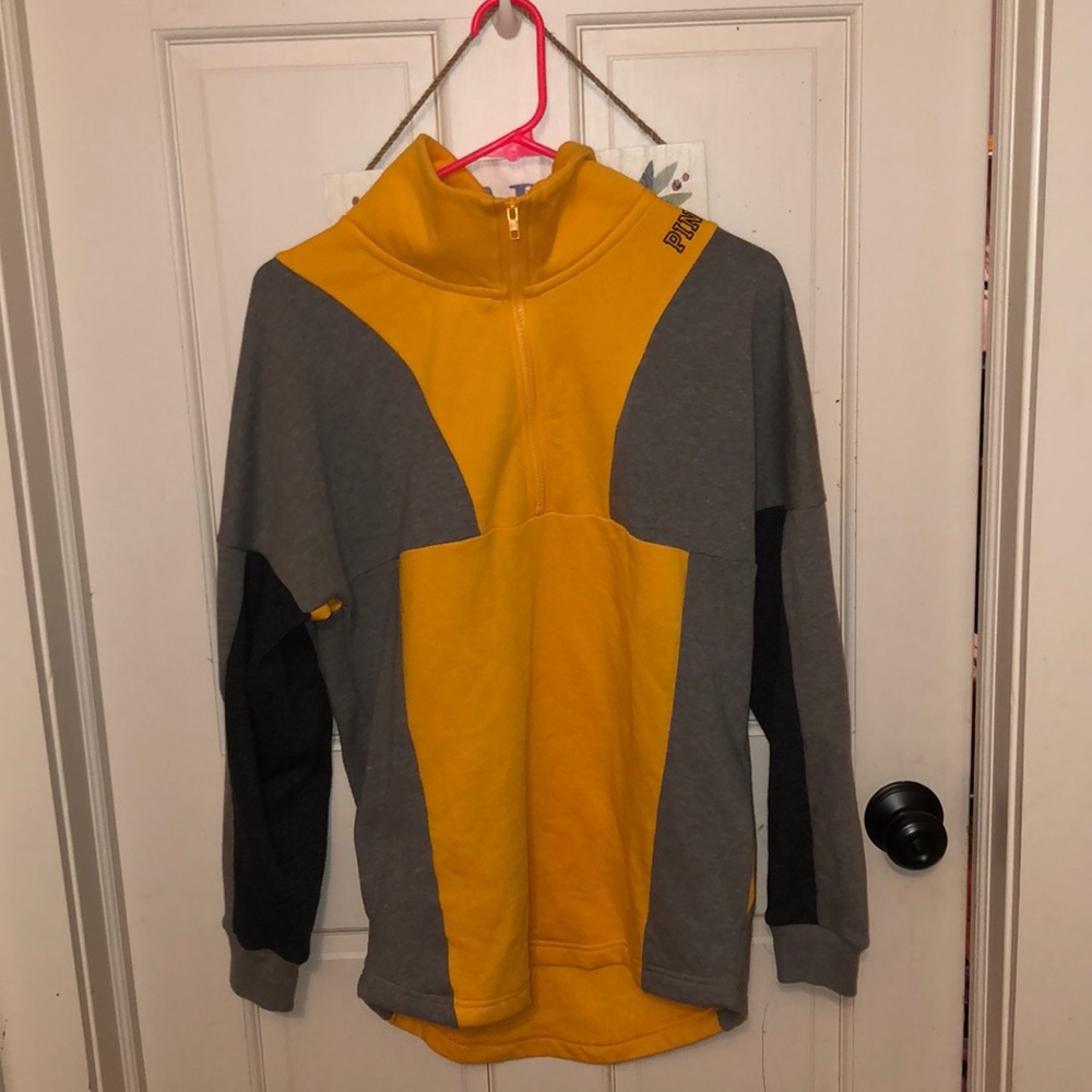 PINK brand new never worn sweatshirt!!